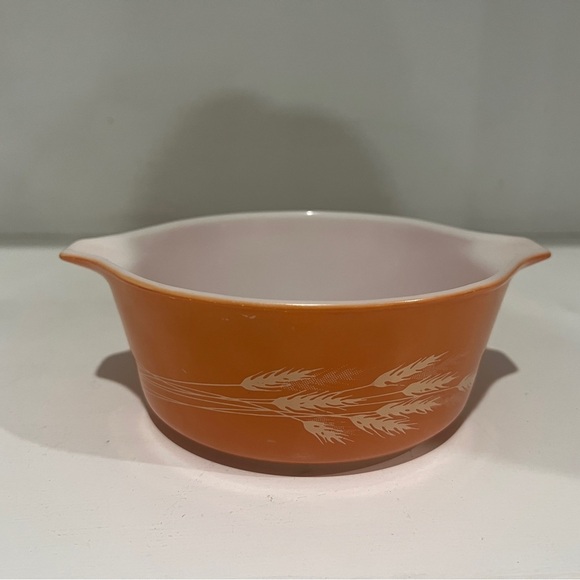 REMOVING SOON FINAL PRICE Pyrex Autumn Harvest Dish - Picture 3 of 6